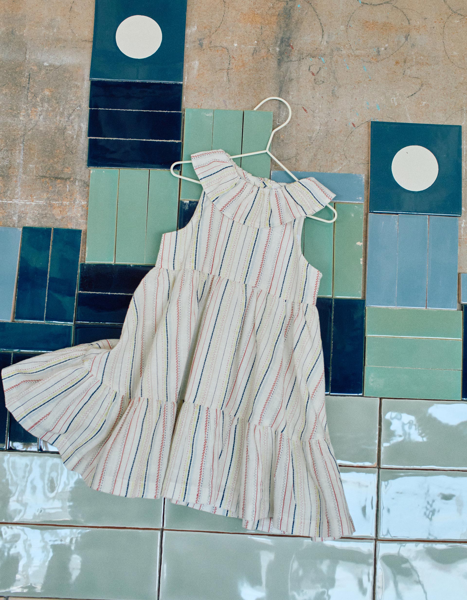 Vestido Cuello Volante Zippy